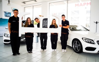 Η Mercedes-Benz στηρίζει τη γνώση