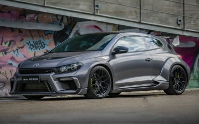 Ένα VW Scirocco… τούμπανο