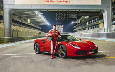 Ο Fisichella χαρίζει χαμόγελα με την 488 GTB (video)