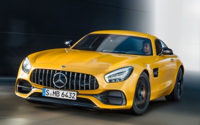 Ανανεώθηκαν οι AMG GT & προστέθηκε η GT C coupe