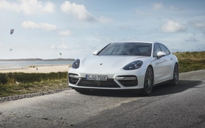 H υβριδική Panamera Sport Turismo με τους 680 ίππους