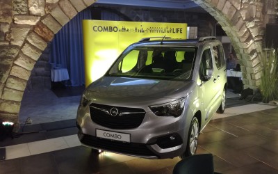 ΠΡΩΤΗ ΕΠΑΦΗ: Opel Combo Life (vid)