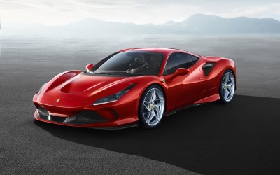 Νέα F8 Tributo: Με τον πιο ισχυρό V8 στην ιστορία της Ferrari