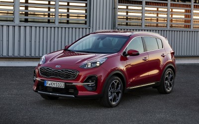 ΝΕΟ KIA SPORTAGE. ΞΕΧΩΡΙΖΕΙ.