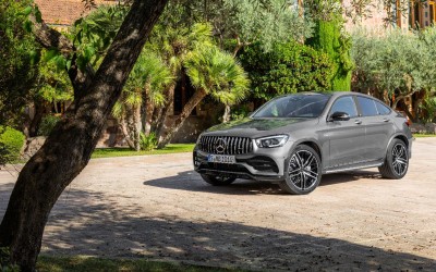 Η νέα Mercedes-AMG GLC 43 χρειάζεται 4,9 sec για το 0-100 km/h (vid)