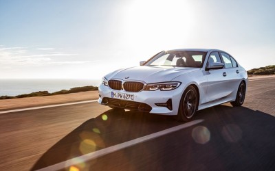 BMW 330e Plug-In Hybrid: Με 292 ps και 66 km ηλεκτρικής αυτονομίας!