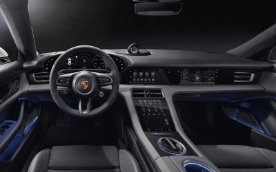 Αποκαλύφθηκε το εσωτερικό της Porsche Taycan