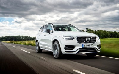 Νέο Volvo XC90: Αναβαθμίζεται με νέο ήπιο υβριδικό σύνολο