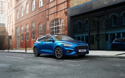 Το Ford Focus τώρα με κινητήρες EcoBoost Hybrid
