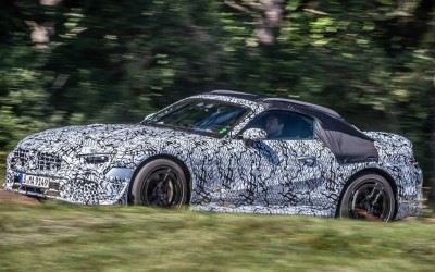 «Κατασκοπευτικές» εικόνες της νέας Mercedes SL Roadster