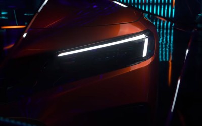 Αποκαλυπτικές πόζες του νέου Honda Civic (video)
