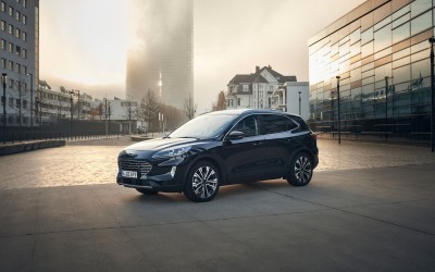 Νέο Ford Kuga Hybrid με 1.000 km αυτονομία! (video)