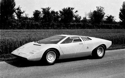 H Lamborghini Countach LP 500 έγινε 50!