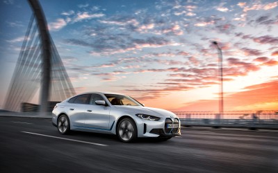 H BMW i4 κάνει πρεμιέρα! (video) 