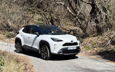Δοκιμή Toyota Yaris Cross Hybrid AWD-i: Ο σταρ της αγοράς