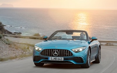 H 2λιτρη Mercedes-AMG SL 43 ήρθε στην Ελλάδα - Δείτε τις τιμές