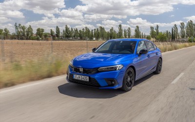 Οδηγούμε το νέο Honda Civic: Κοντράρει C-Class και A4;