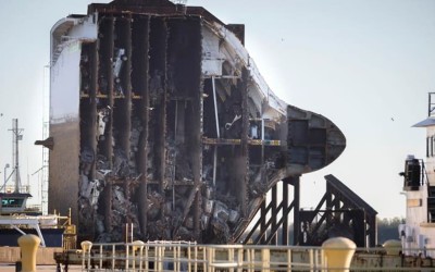 Έκοψαν σε φέτες το πλοίο με τα 4.300 αυτοκίνητα που ναυάγησε