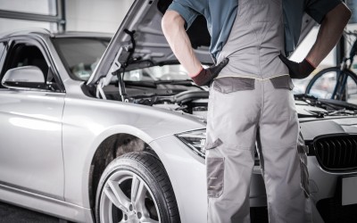 Εγγύηση αυτοκινήτου: Τη χάνω αν κάνω service εκτός αντιπροσωπείας;