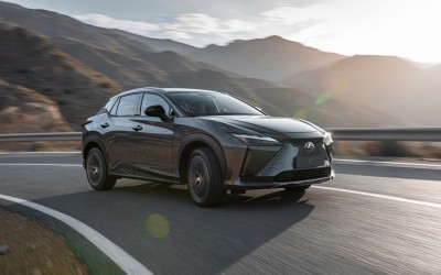Lexus RZ 450e: Στην Ελλάδα το μεγάλο ηλεκτρικό SUV – Τιμή με επιδότηση