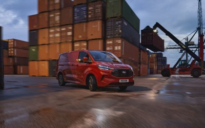 Τα νέα Ford Transit Custom και Tourneo Custom στην Ελλάδα – Τιμές