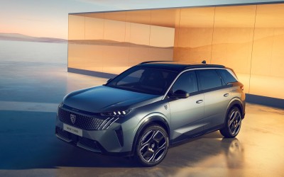 Στην Ελλάδα το νέο Peugeot 5008 - Η τιμή του 7θέσιου SUV
