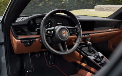 Ήρθε στην Ελλάδα η καλύτερη Porsche - Ξεκινά από 462.000 ευρώ