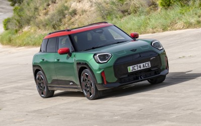Ολοκαίνουριο B-SUV της MINI με 258 ίππους – Καίει 3,2 ευρώ στα 100 km