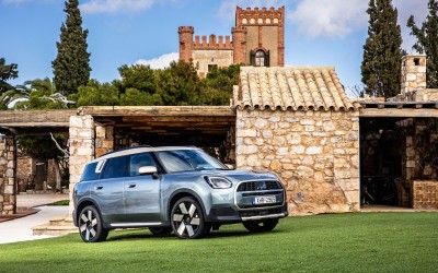 Black Friday: Ετοιμοπαράδοτα MINI Countryman σε ειδικές τιμές στην Σπανός Α.Ε.