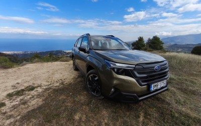 Οδηγούμε στην Ελλάδα το νέο Subaru Forester: Παραδοσιακό