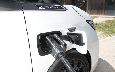 Tι κερδίζεις με την plug-in υβριδική τετρακίνηση στα Volkswagen Multivan και California; 