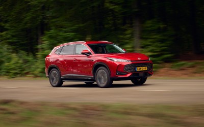 Δοκιμή MG eHS PHEV+: Με 272 ίππους και κατανάλωση 1,1 lt/100 km! 