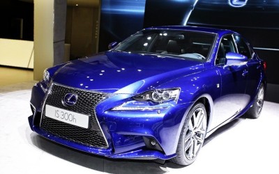 Lexus IS 300h & IS 250 2013