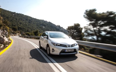 Toyota Auris Hybrid