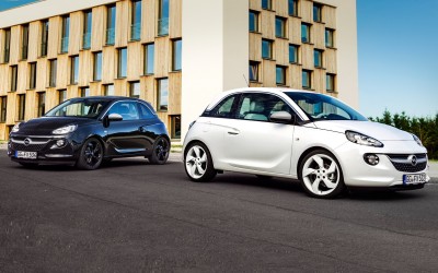 Opel ADAM Black Link & White Link  