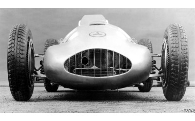 Mercedes W156: Άμεση αντίδραση