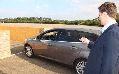 FORD: Αυτόματο παρκάρισμα με remote control