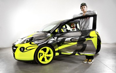 Opel Adam & Vale Rossi για φιλανθρωπικό σκοπό