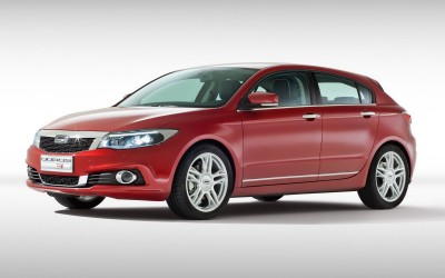 Qoros 3 κόντρα στα Golf και Focus