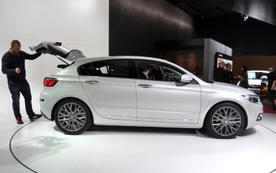 Πρεμιέρα για το 5θυρο χάτσμπακ Qoros 3