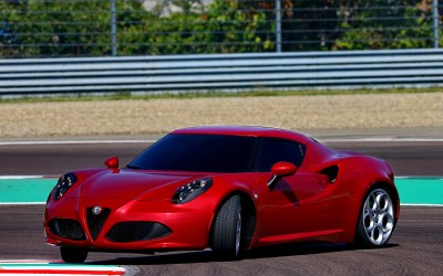 Alfa Romeo 4C: Στο μικροσκόπιο