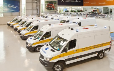 Παράδοση ασθενοφόρων από τη Mercedes-Benz Ελλάς 