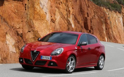 ΔΟΚΙΜΑΖΟΥΜΕ Alfa Romeo Giulietta QV TCT
