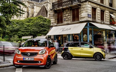 ΟΔΗΓΟΥΜΕ τα νέα Smart Fortwo & Forfour 