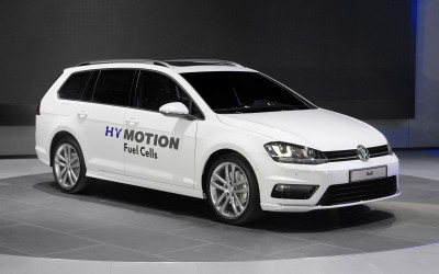 VW Golf SportWagen HyMotion