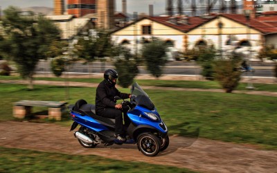 TEST:Piaggio Mp3 300i LT ABS