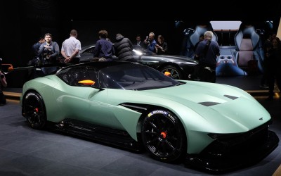 Aston Martin Vulcan με 800+ ίππους