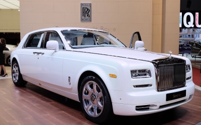 Rolls Royce Phantom Serenity: Νιώσε σαν βασιλιάς