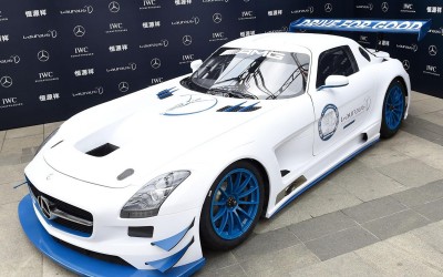 Μοναδική Mercedes-Benz SLS AMG GT3 για… καλό σκοπό