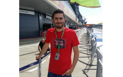 ΑΠΟΣΤΟΛΗ: Μια Πέμπτη στα Paddock